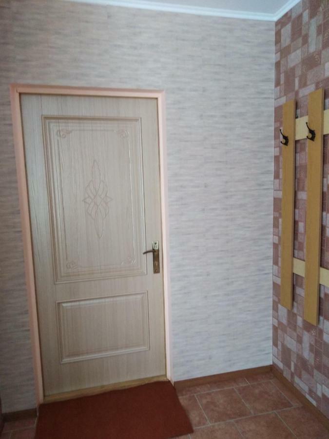 Apartament On Komarova 29 Вулиця Комарова 29 Lägenhet Kropyvnytskyj Exteriör bild